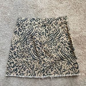 animal print skirt!